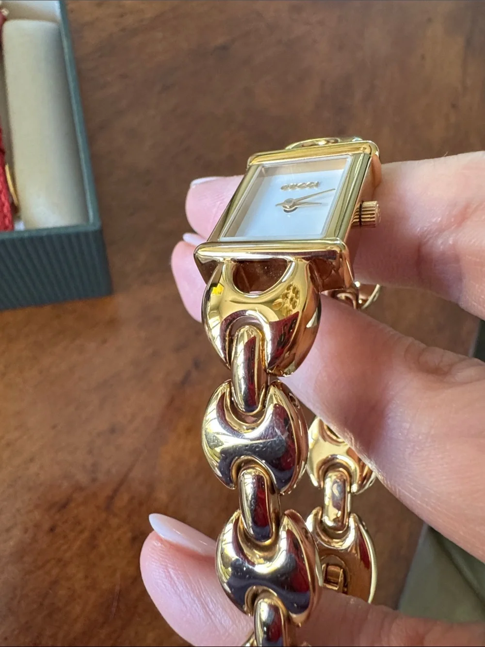 Vintage Gucci Gold-Tone Chain-Link Bracelet Watch with Black and Red Straps